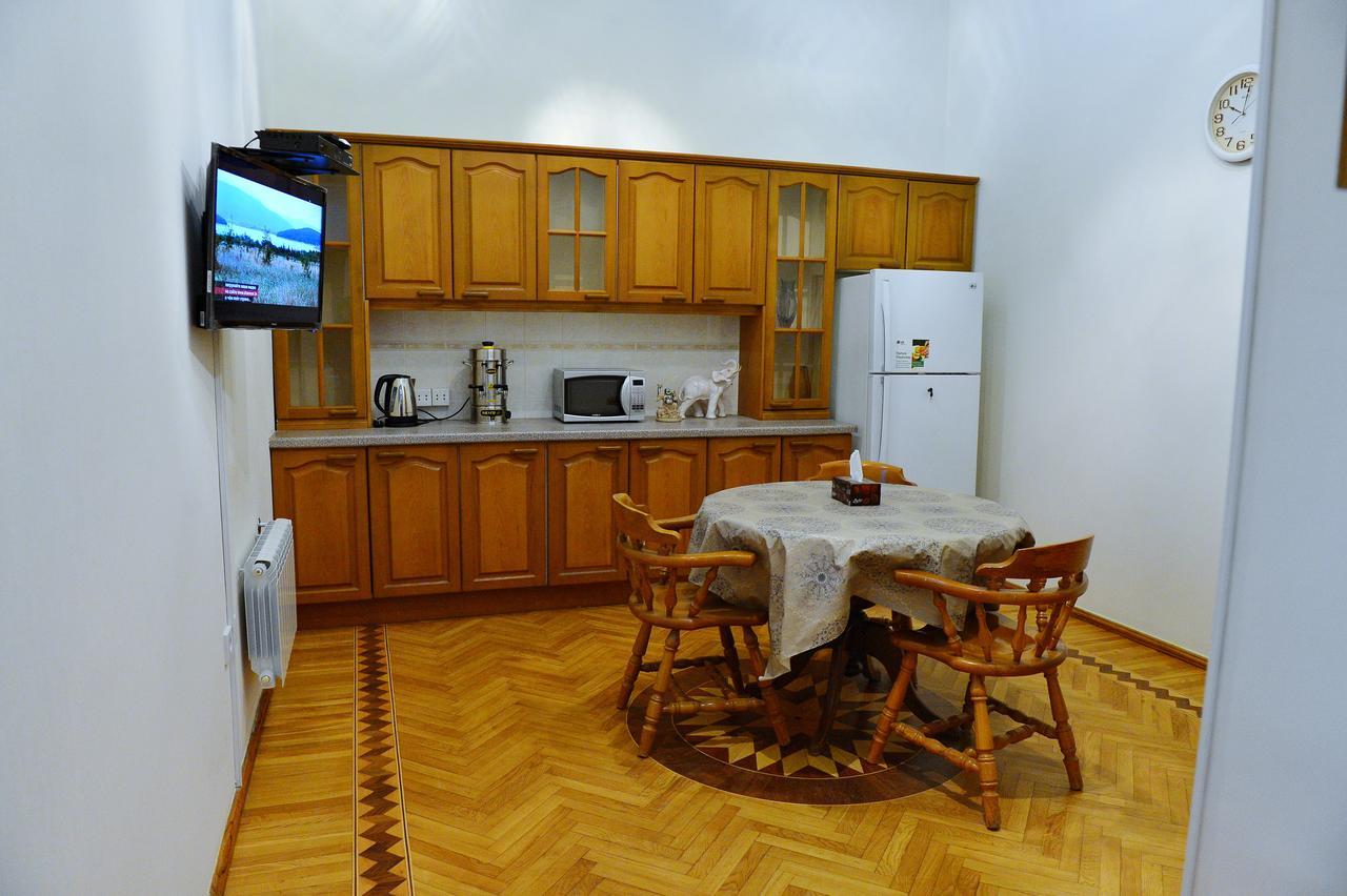 Baku Home Hostel מראה חיצוני תמונה