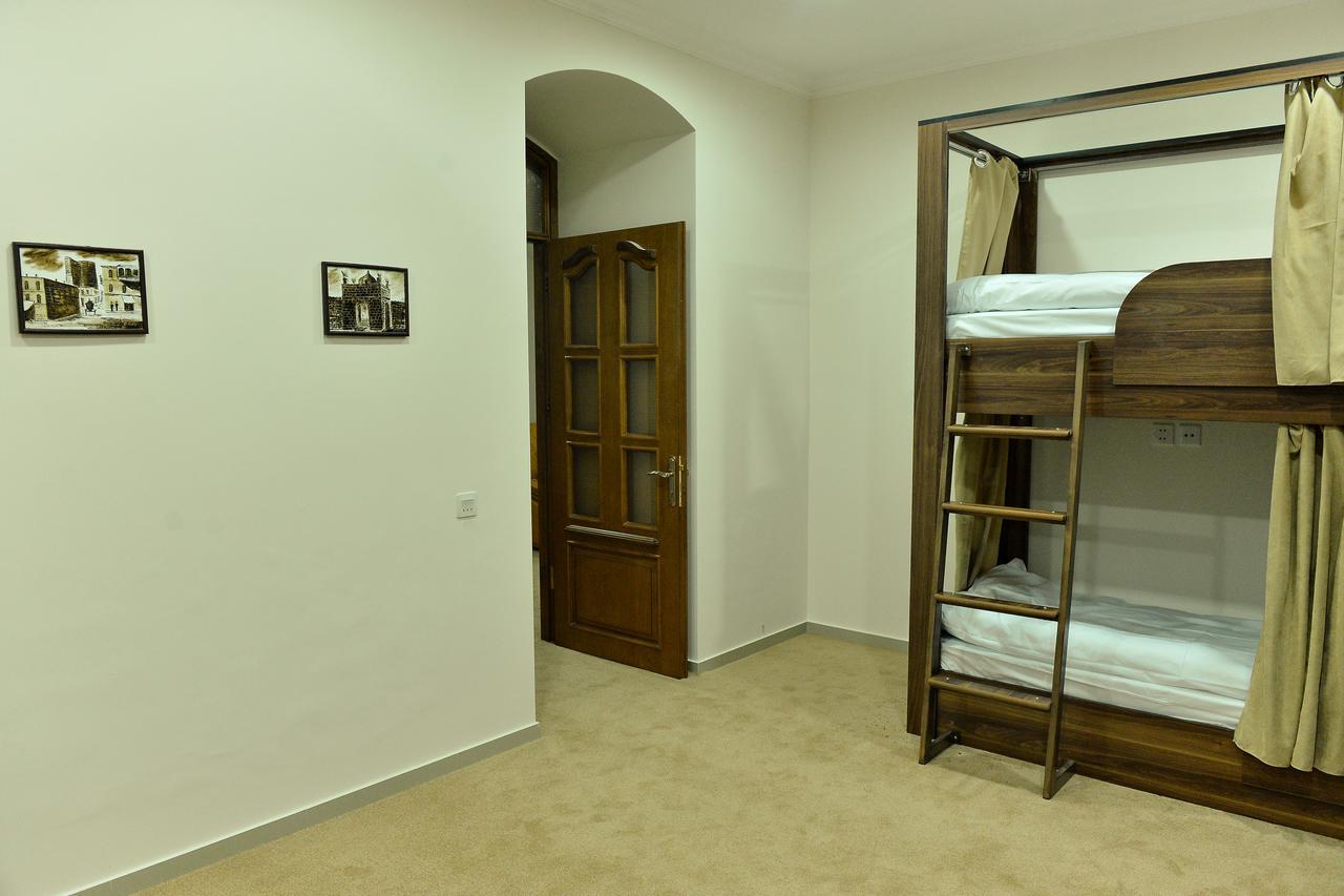 Baku Home Hostel מראה חיצוני תמונה