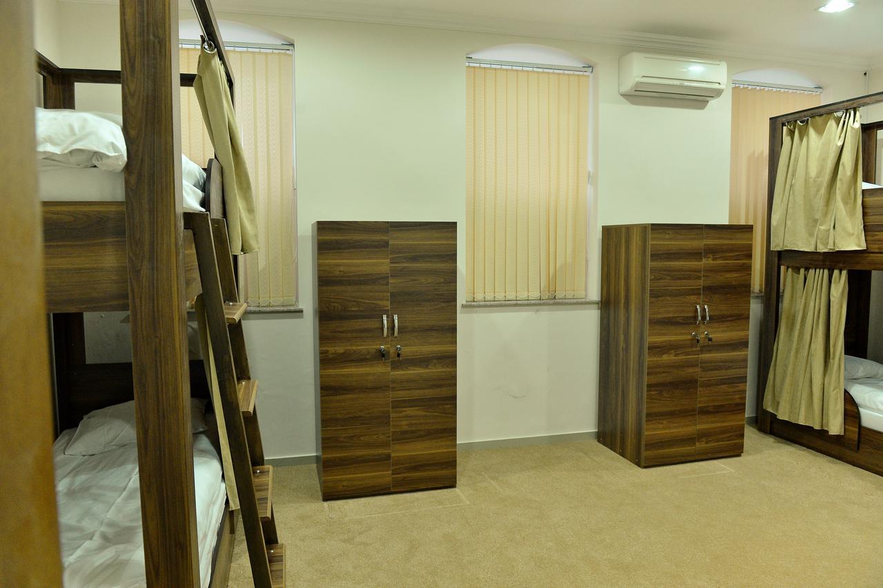 Baku Home Hostel מראה חיצוני תמונה